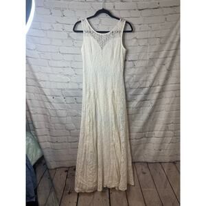 Soie Blu White Evening or Wedding Gown. Size Medium